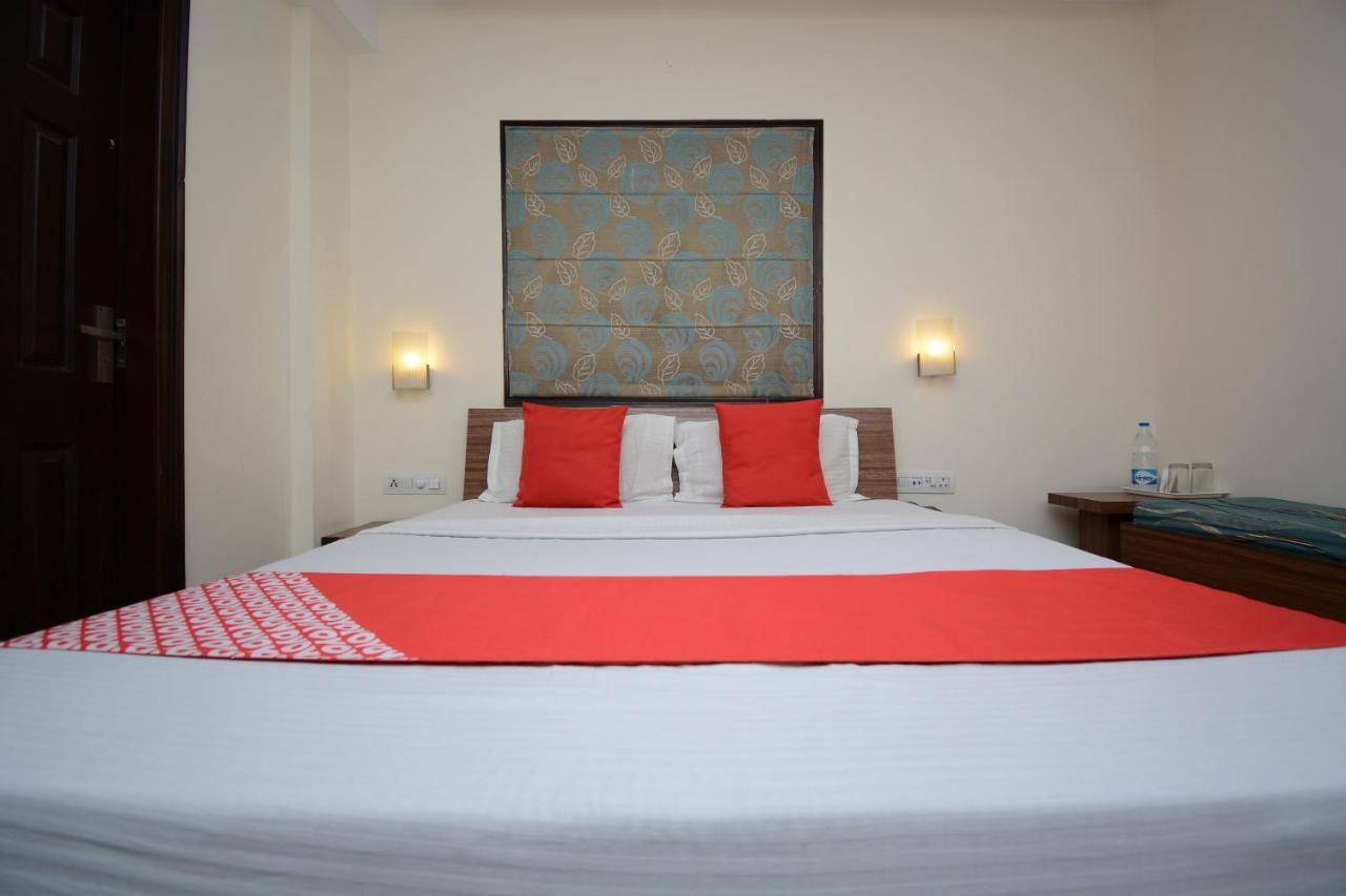 Oyo 5478 Skippers Inn Ludhiana Kamer foto