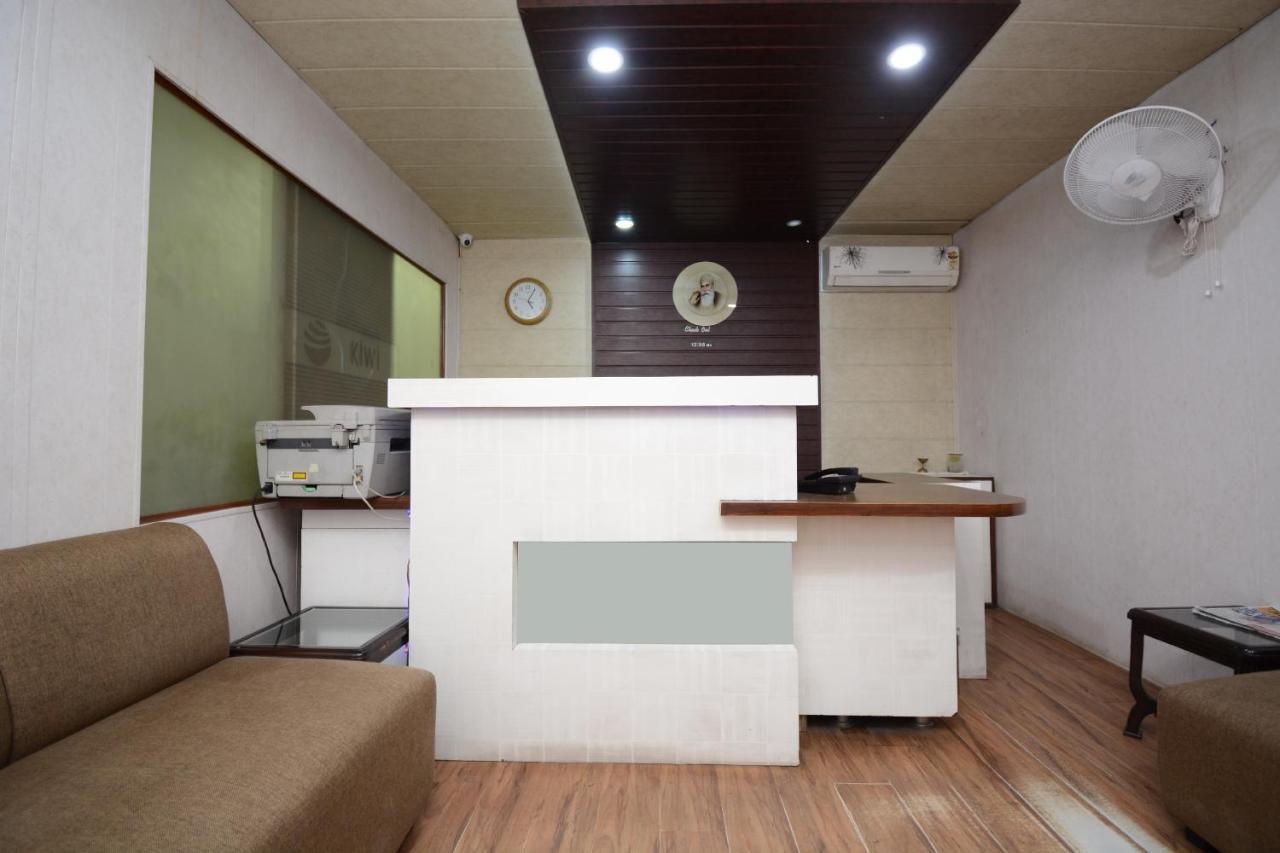 Oyo 5478 Skippers Inn Ludhiana Buitenkant foto